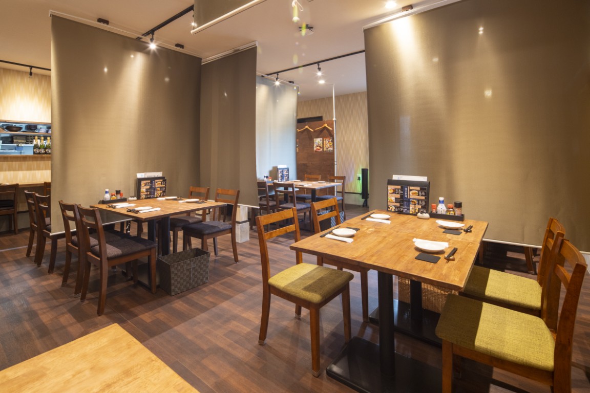 店内の様子9